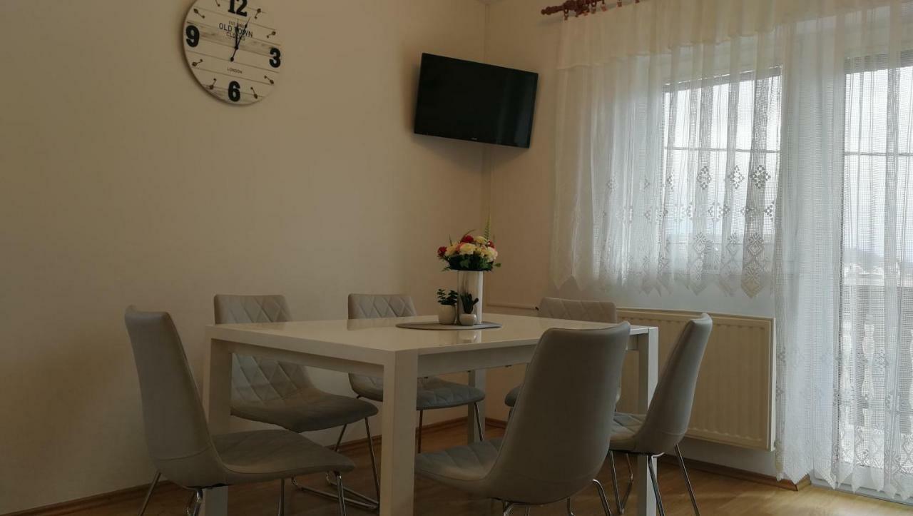 Appartamento Barbara Otočac Esterno foto