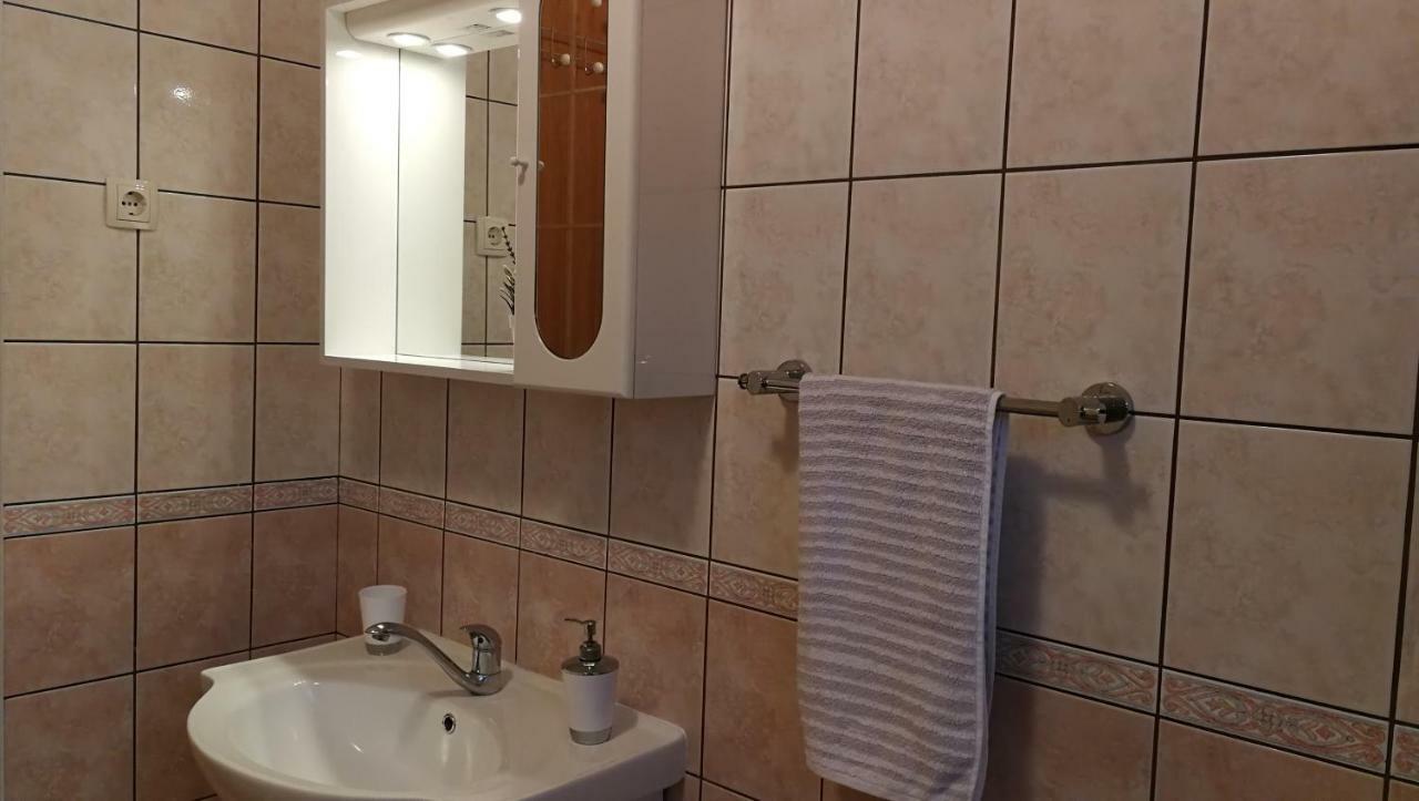 Appartamento Barbara Otočac Esterno foto